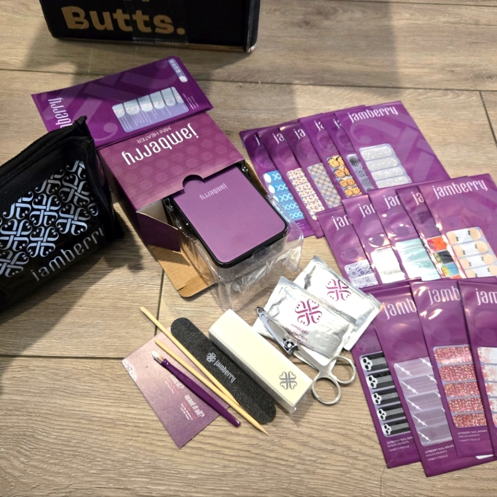 Jamberry Bundle Heater Nail Wraps Carrying Pouch Manicure Set NIB Rare